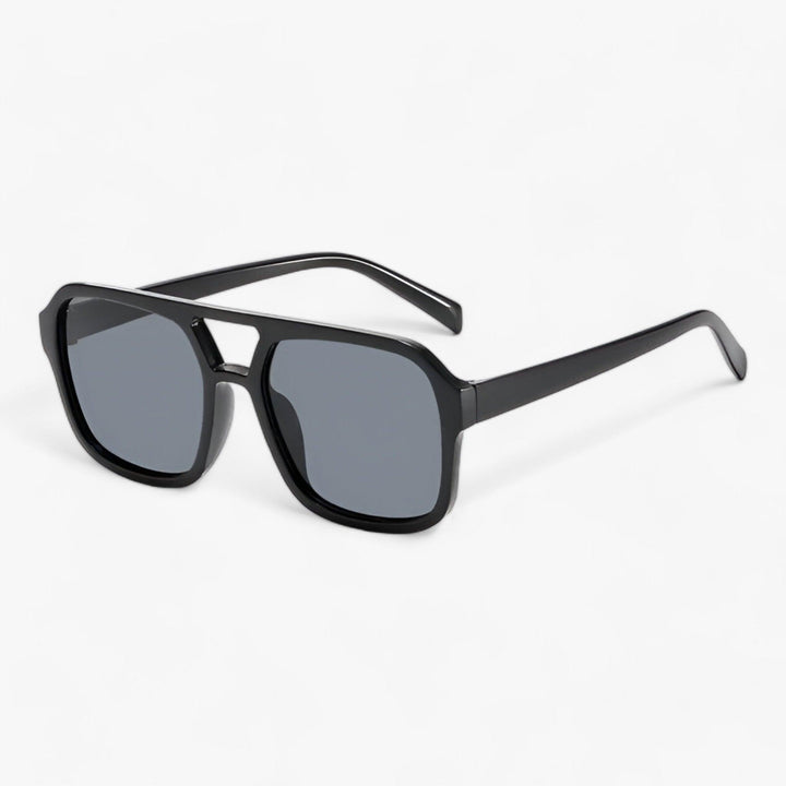 Unisex vintage oversized square sunglasses, a retro fashion accessory with essential UV protection.