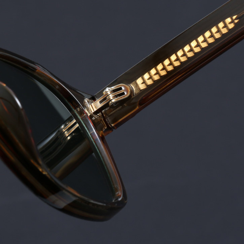 Classic vintage square sunglasses made from durable acetate, suitable for all genders