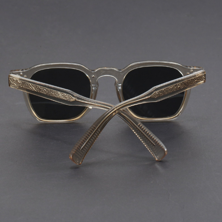 Pair of unisex vintage square UV400 sunglasses, showcasing their timeless retro eyewear appeal
