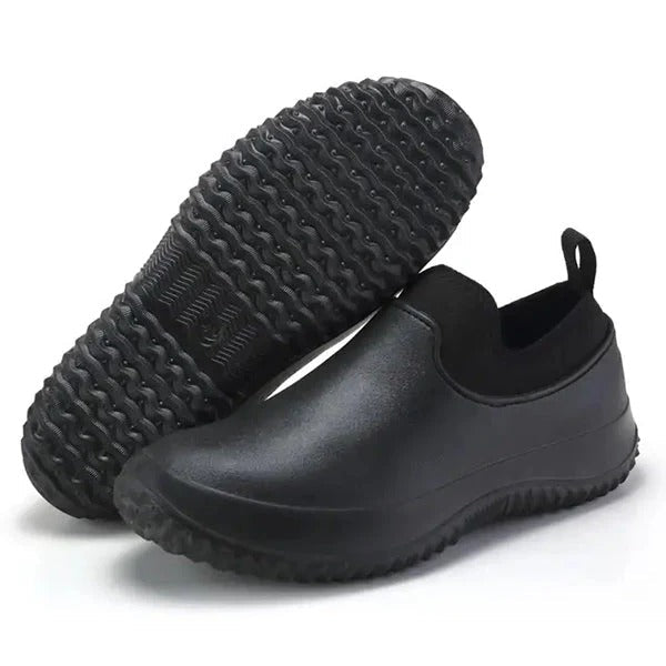 Easy-wear unisex slip-on work shoes, waterproof & non-slip, designed for all-day comfort and durability.