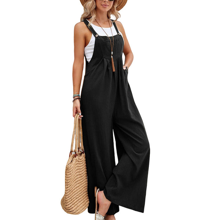 Stylish women's Liv overalls. Casual loose fit jumpsuit with functional pockets, perfect for urban chic summer fashion.