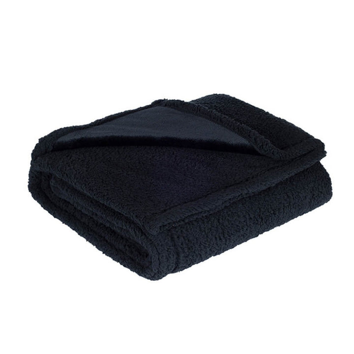 Cozy waterproof sherpa fleece dog blanket, perfect for pet beds, travel, and machine washable convenience.