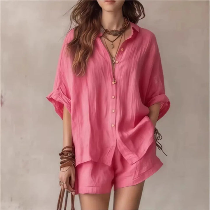 Stylish women's lounge shorts set, a comfortable & breathable 2-piece outfit for casual wear, home, or vacation.