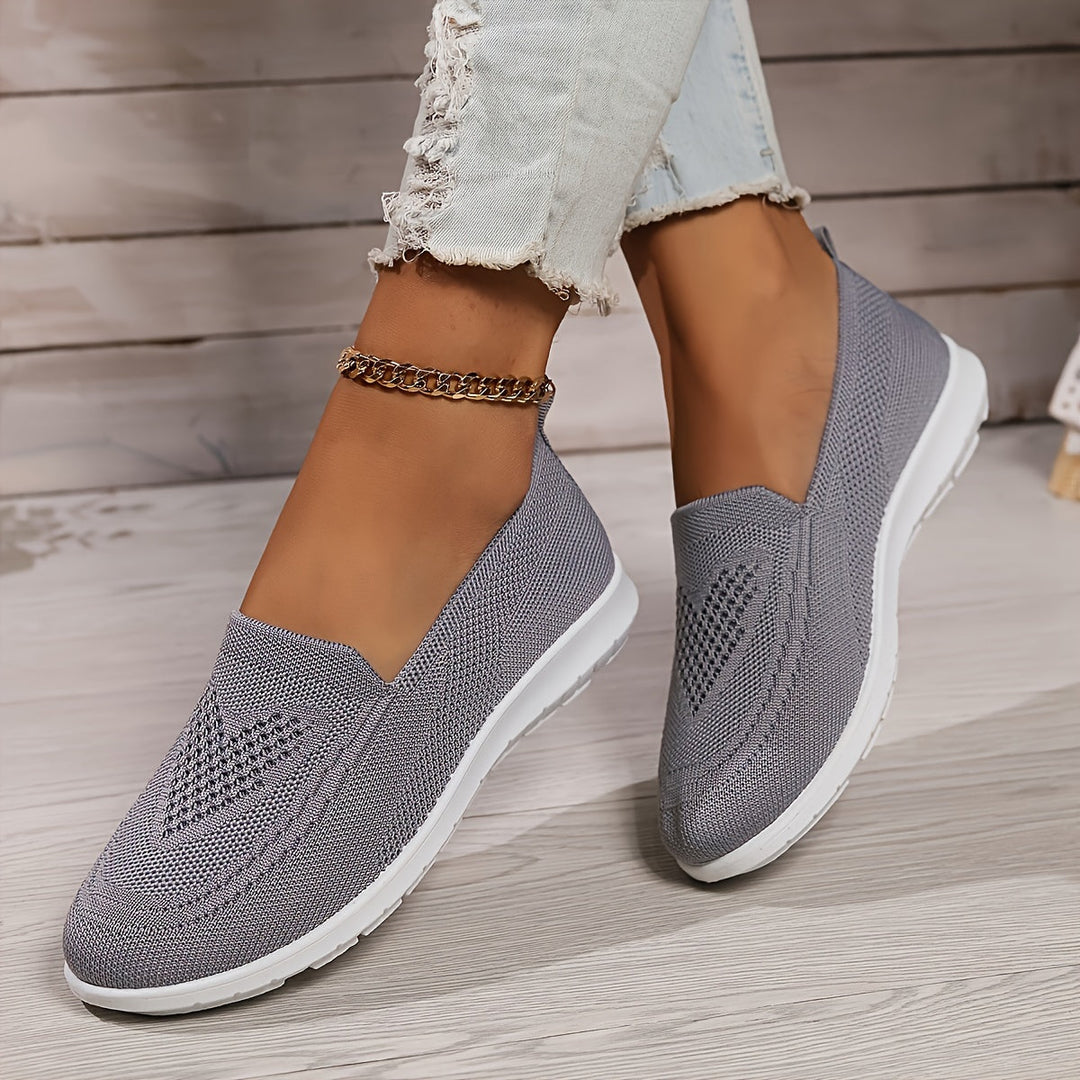 Versatile women's walking shoes, slip-on design for effortless everyday wear and comfortable travel.