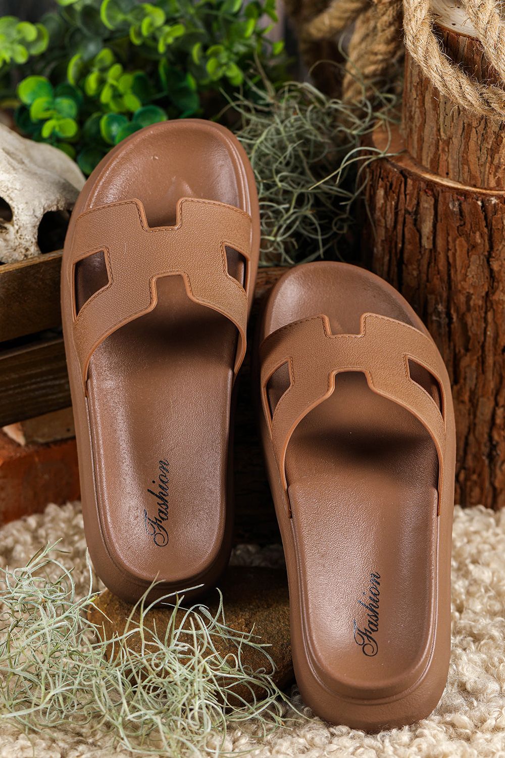 Summer essential women's strappy sandals, cushioned for all-day wear.