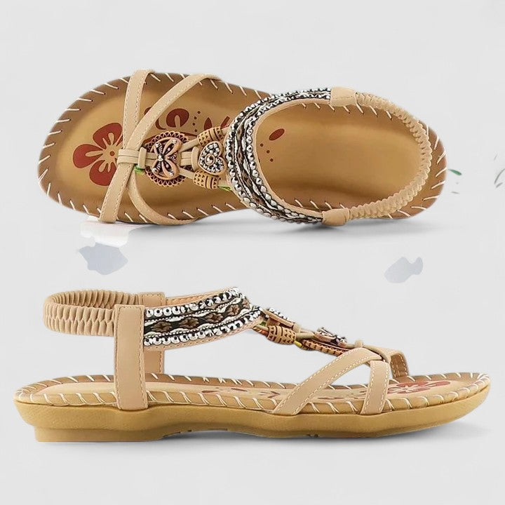 Slip-resistant women's casual sandals, offering comfort and stability.