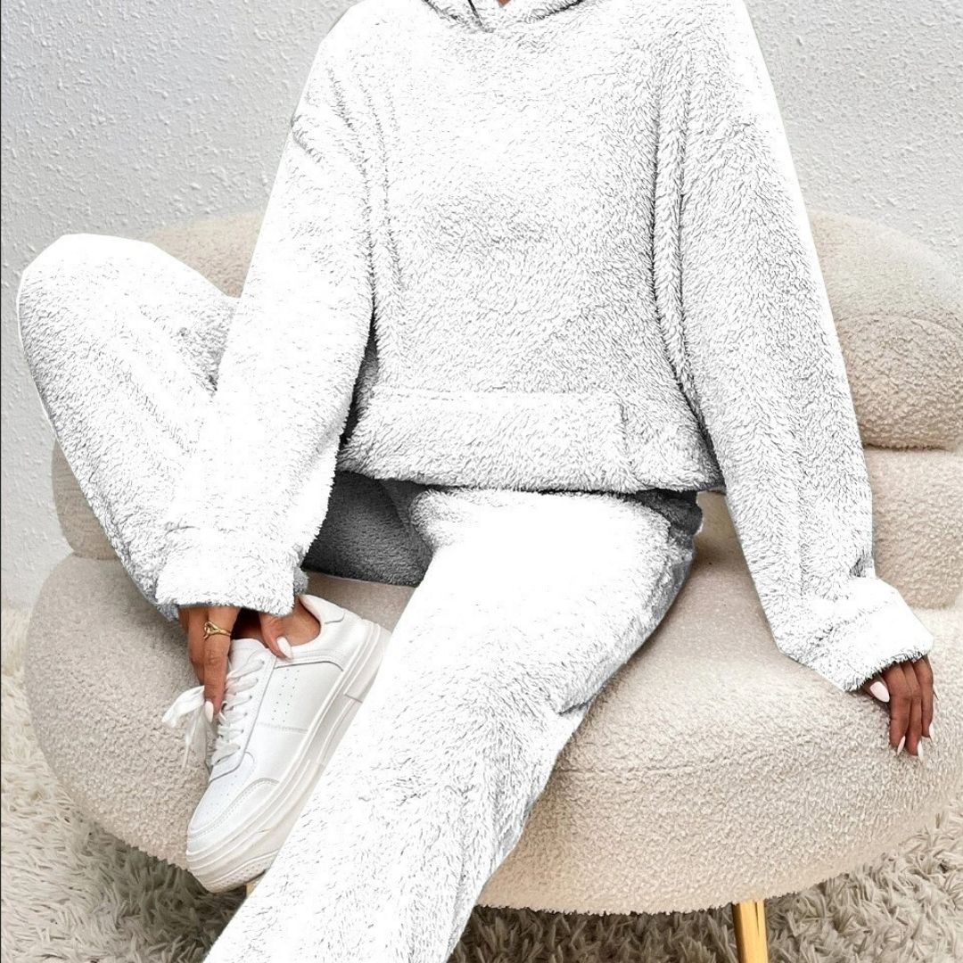Plus size women's cozy hooded lounge set, a two-piece outfit for ultimate comfort and spring style.