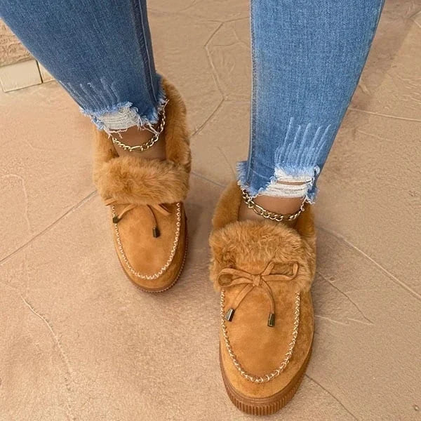 Casual women's soft cotton slip-on shoes, plush lined for warmth, ideal for everyday chilly weather.