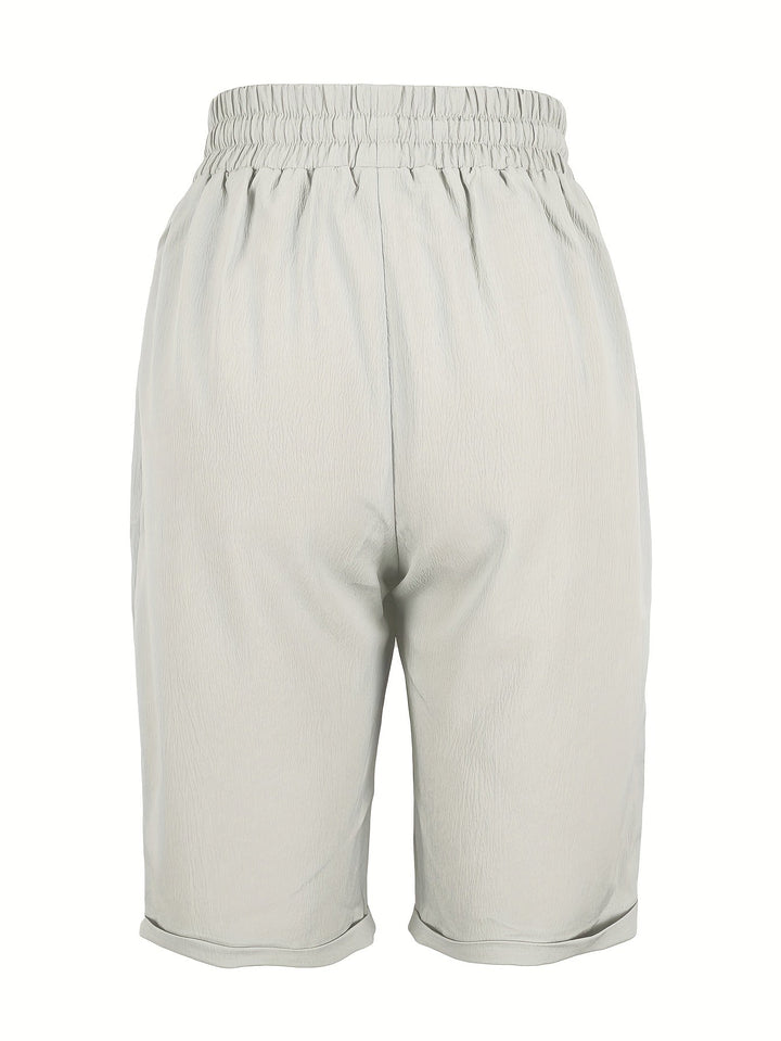 Effortless women's pull-on shorts. Cropped straight leg, comfortable elastic waist. Perfect for casual summer fashion.