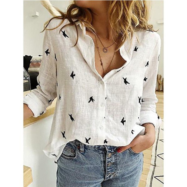 Women's versatile blouse, stylish & comfortable relaxed fit. Long-sleeve top for spring/summer fashion.