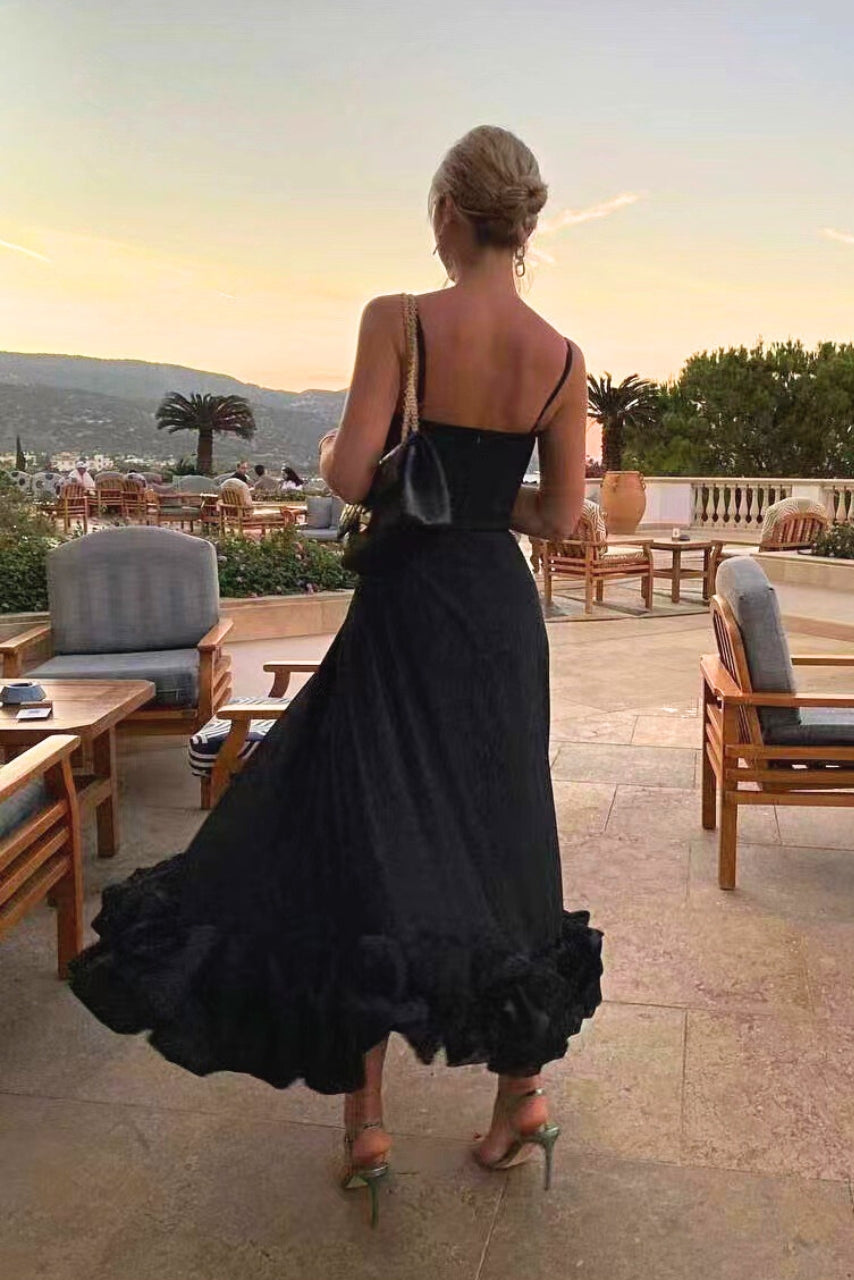 Women's summer wedding guest dress, elegant scoop-neck maxi with spaghetti straps.