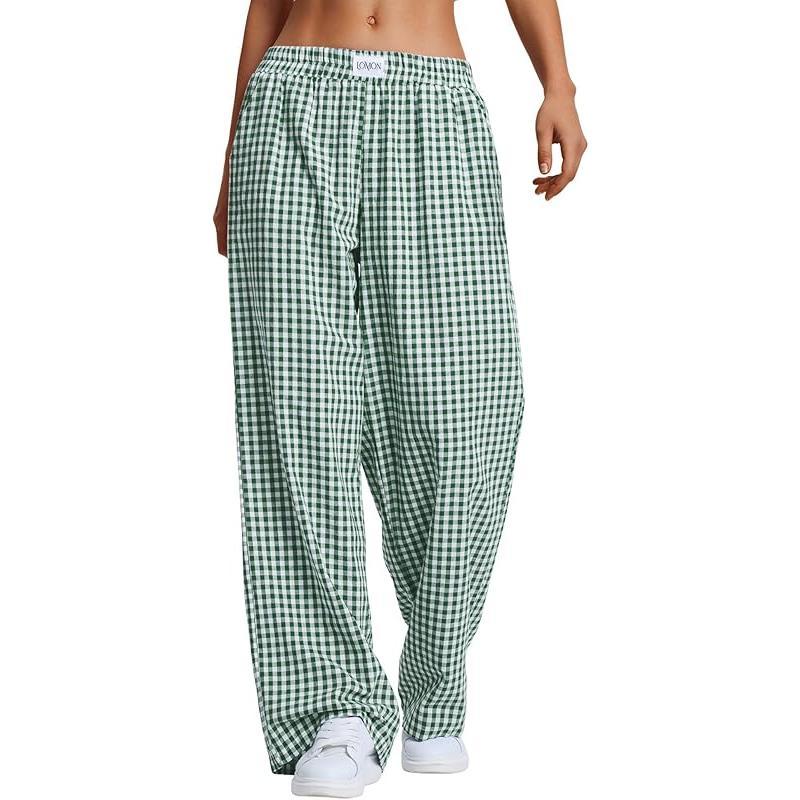Comfortable women's wide-leg boxer pants in classic gingham print, suitable for casual wear