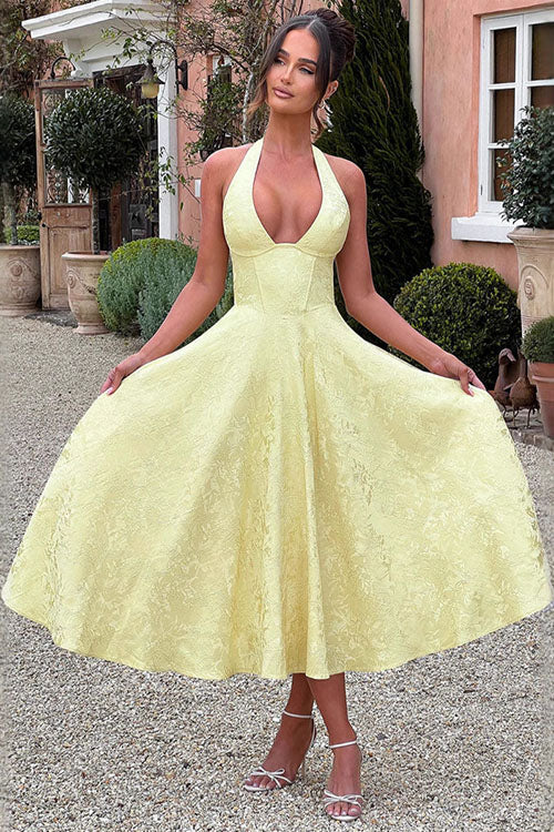 Formal evening gown, women's jacquard halterneck, tea-length A-line for special occasions.