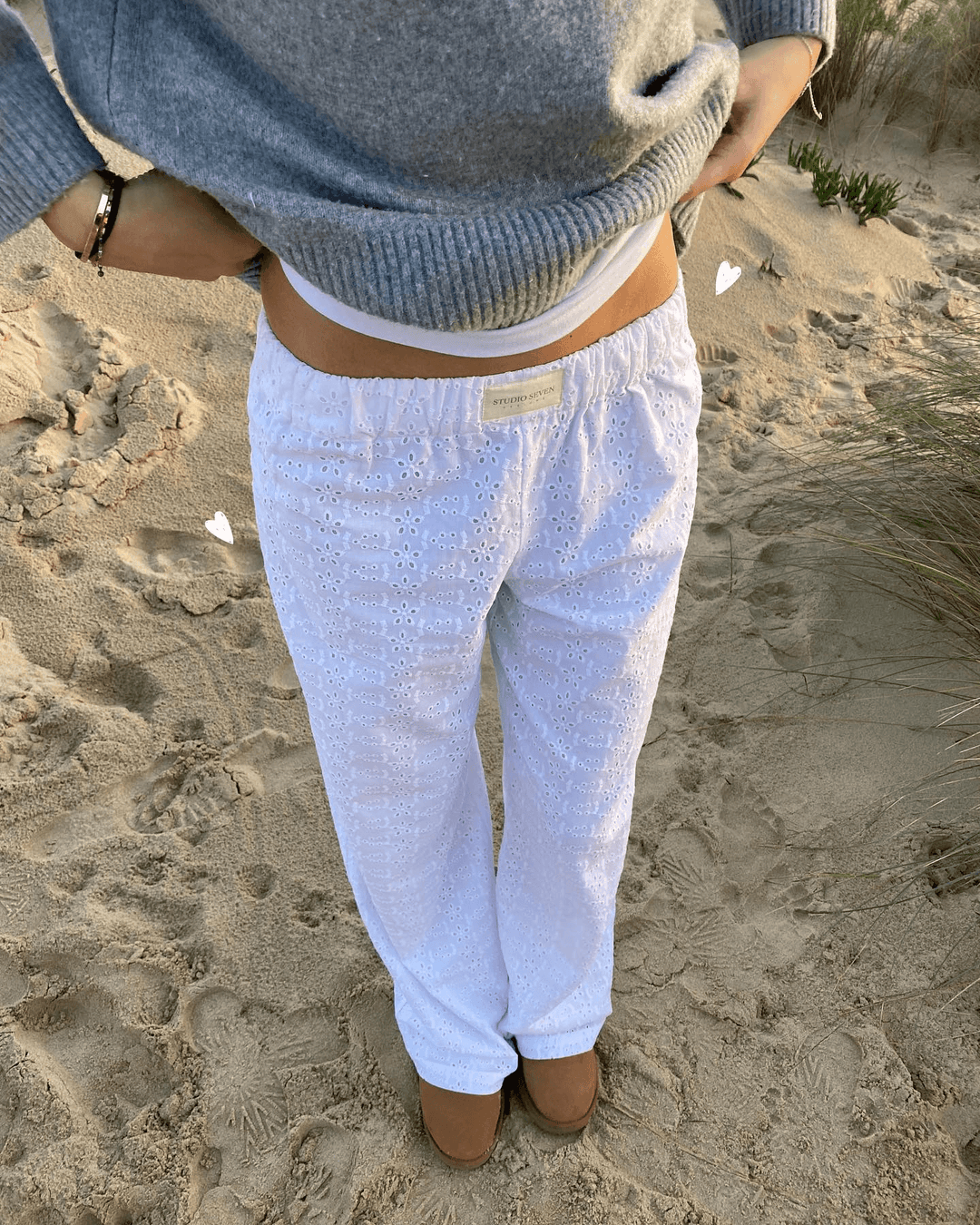 Women's comfortable lounge trousers, soft lightweight fabric, relaxed fit, and elastic waist for effortless casual style.