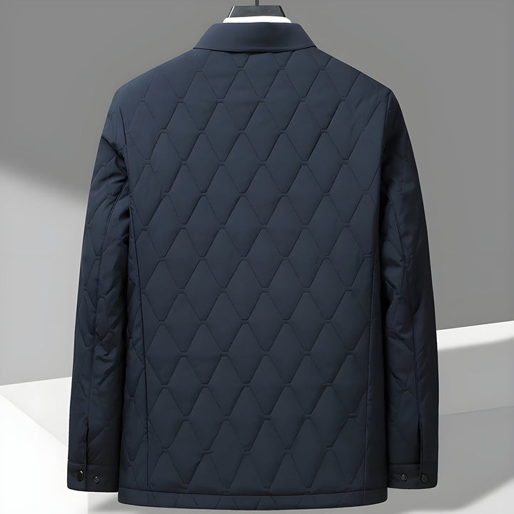 Stylish woman wearing a black lightweight quilted coat, ideal for daily wear and spring outerwear