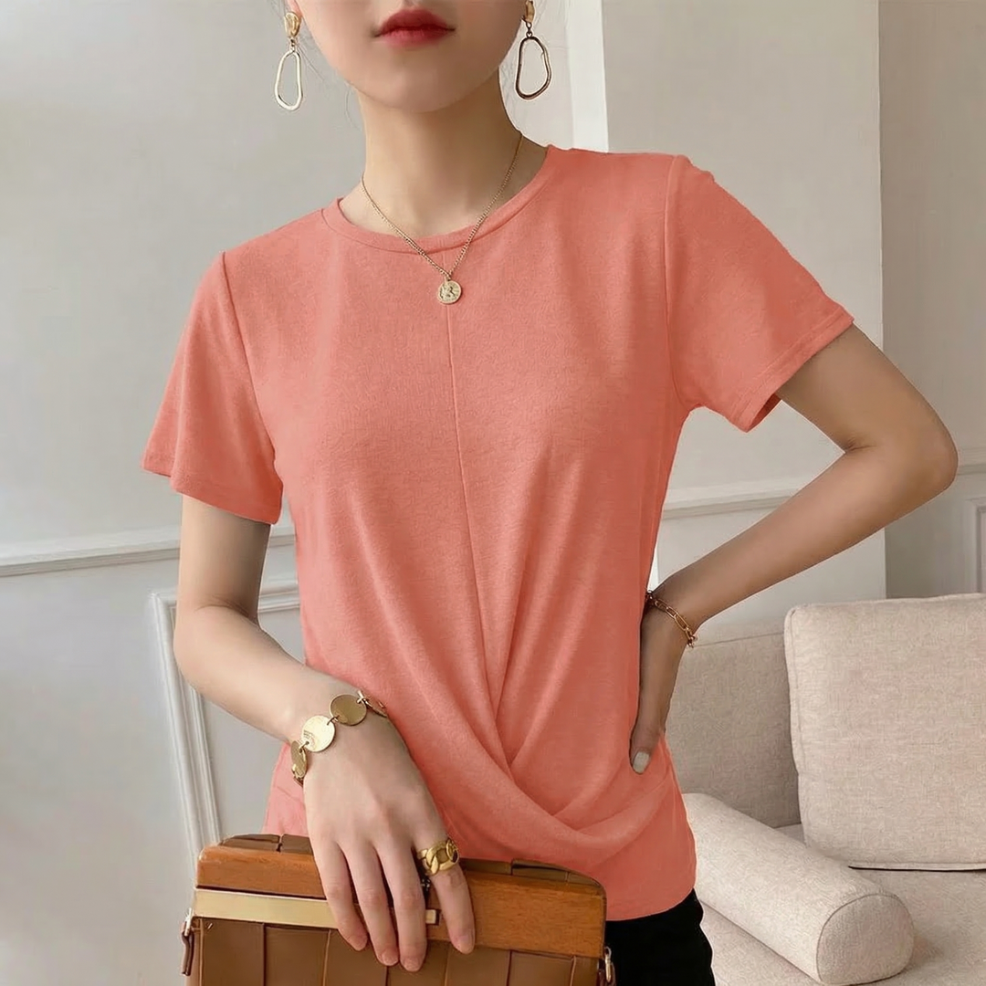 Women's Luna Twist Front Tee in a relaxed fit. Casual short sleeve top, perfect for everyday summer fashion.