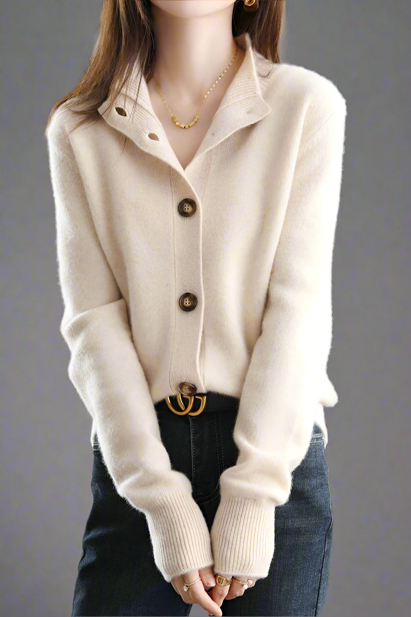 Women's comfort knit: a soft cashmere blend cardigan for all seasons