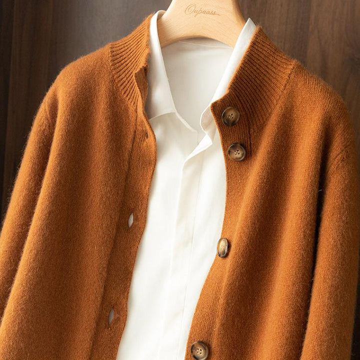 Cashmere blend knitwear: women's cardigan with a refined touch