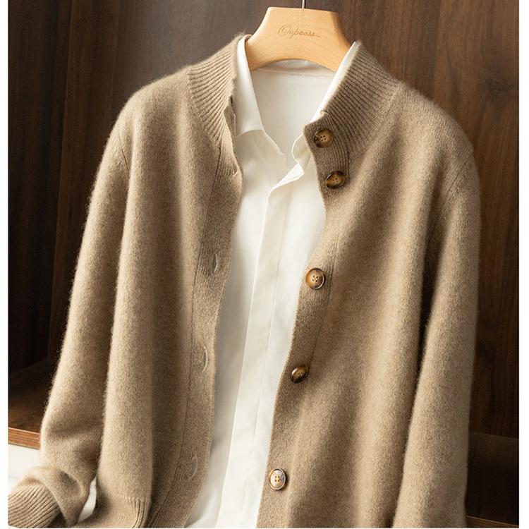 Detail shot of the hemline of the women's button-front cashmere blend cardigan