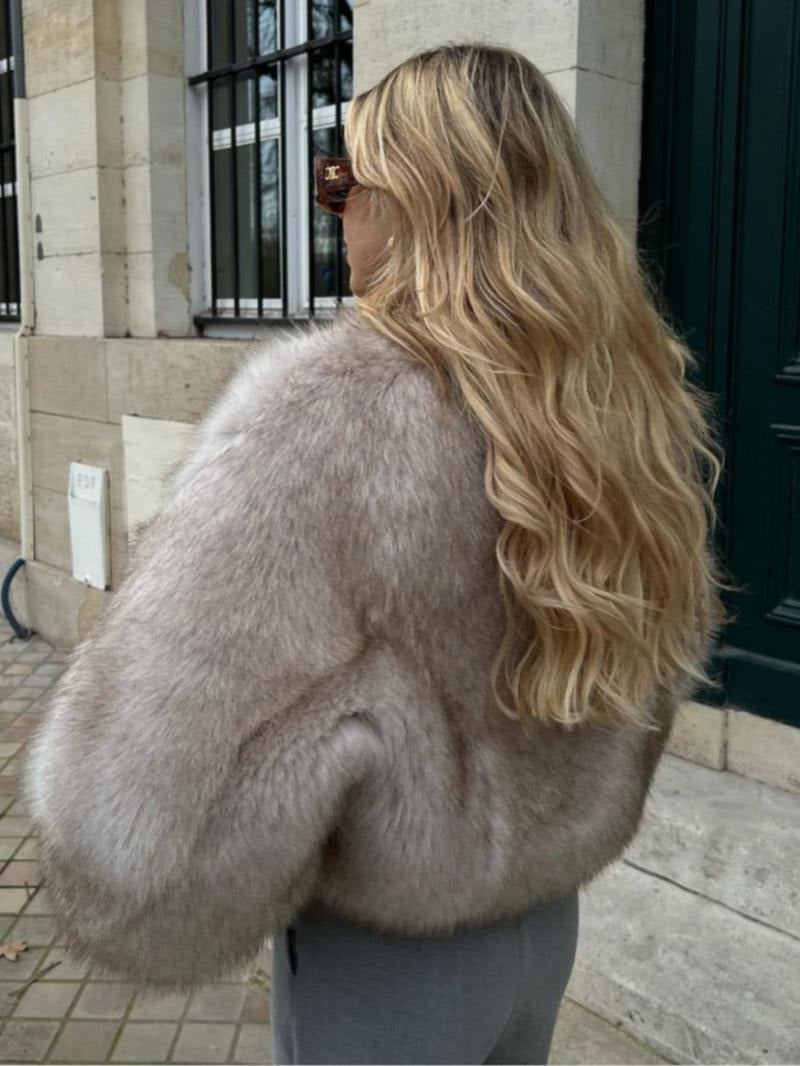 Plush faux fur voluminous jacket for women, stylish luxury winter coat outerwear
