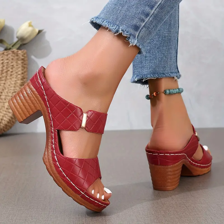 Cushioned women's sandals with strong arch support, great for walking.