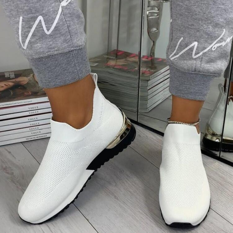 Everyday women's supportive sneakers with orthopedic features for comfortable, pain-free walking.