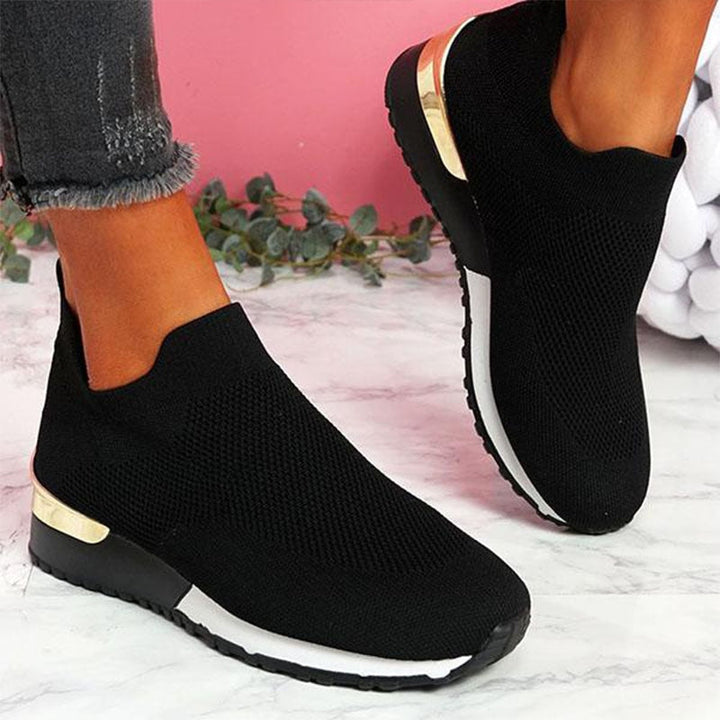 Casual women's orthopedic sneakers, perfect for walking, offering superior support & comfort.