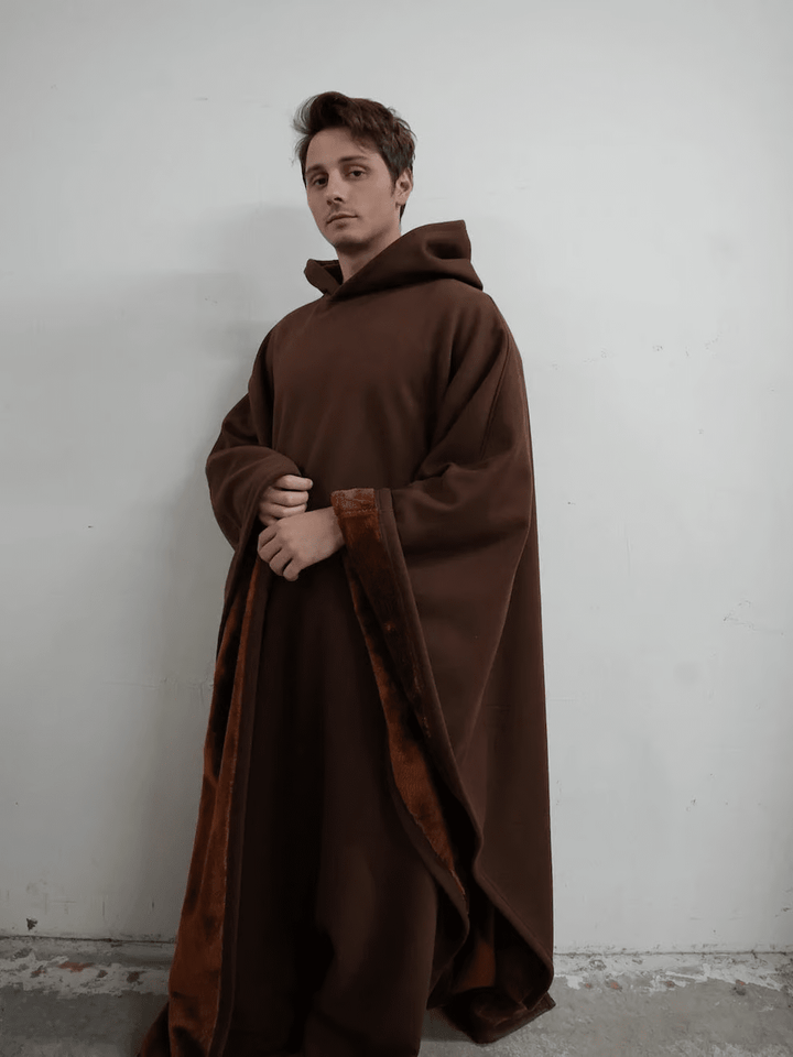 Soft women's oversized hoodie, ultimate comfort for modern loungewear.