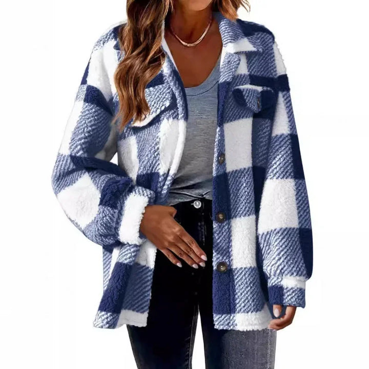 Women's warm oversized fleece plaid shacket, perfect button-up for fall winter.