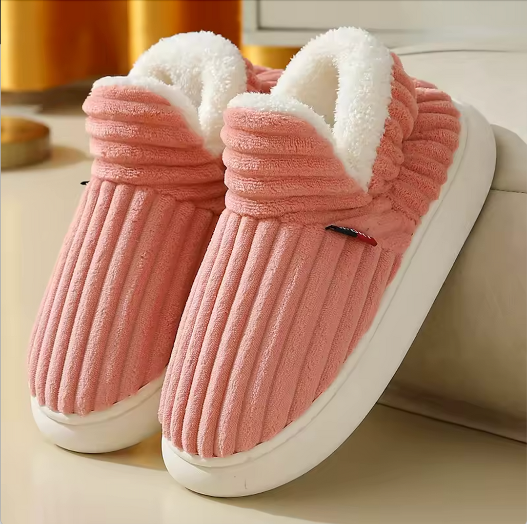 Comfortable women's house shoes, memory foam slippers with plush lining for cozy indoor wear