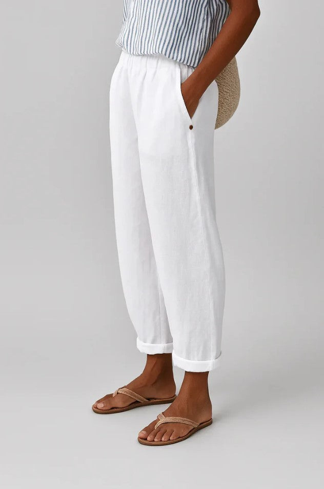 Comfortable women's relaxed fit ankle pants with elastic waist, ideal for casual everyday style.