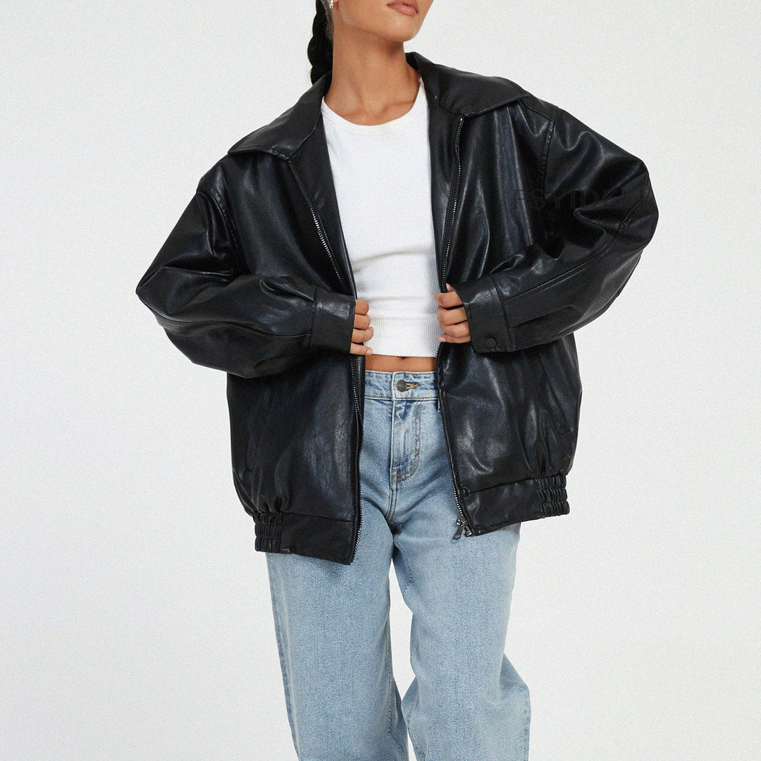 Relaxed fit casual jacket for women, oversized and trendy, ideal for layering and everyday wear