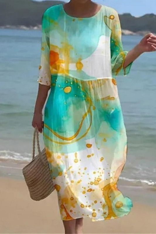 Effortless women's printed relaxed midi dress, a comfortable and stylish choice for summer or spring outfits.