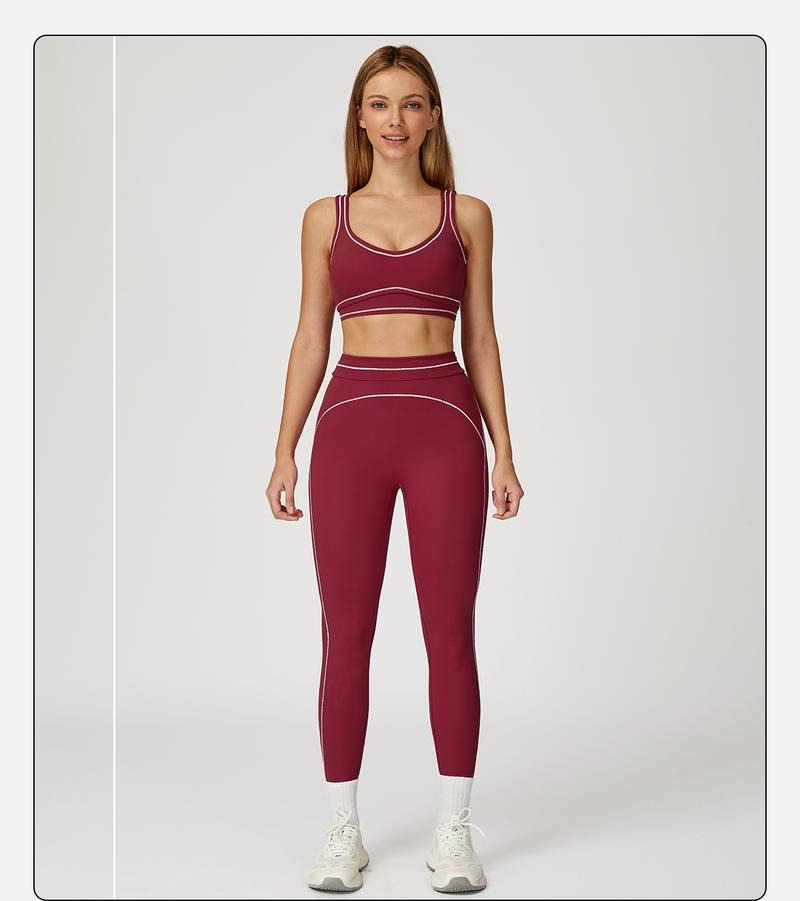 Women's Sculpting Activewear two piece set in black, perfect for yoga, fitness, and workout