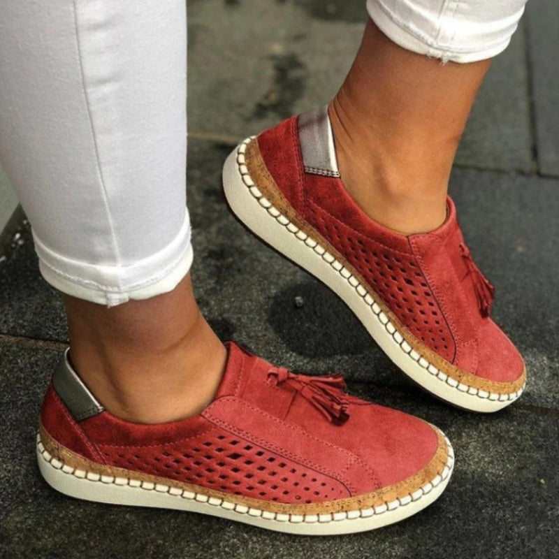 Comfortable women's slip-on shoes with breathable fabric, perfect for spring/summer casual wear & walking. Orthopedic support.