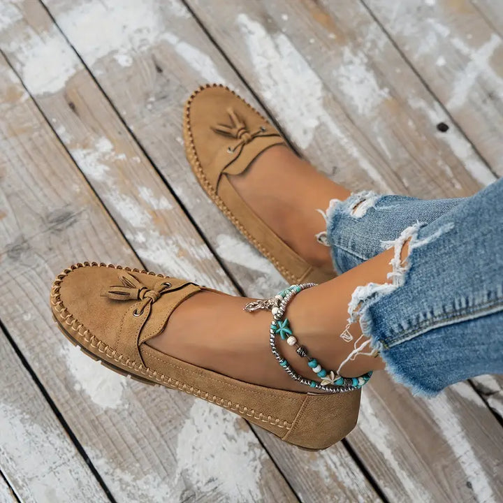 Women's vintage style soft loafers, offering superior comfort & posture support.