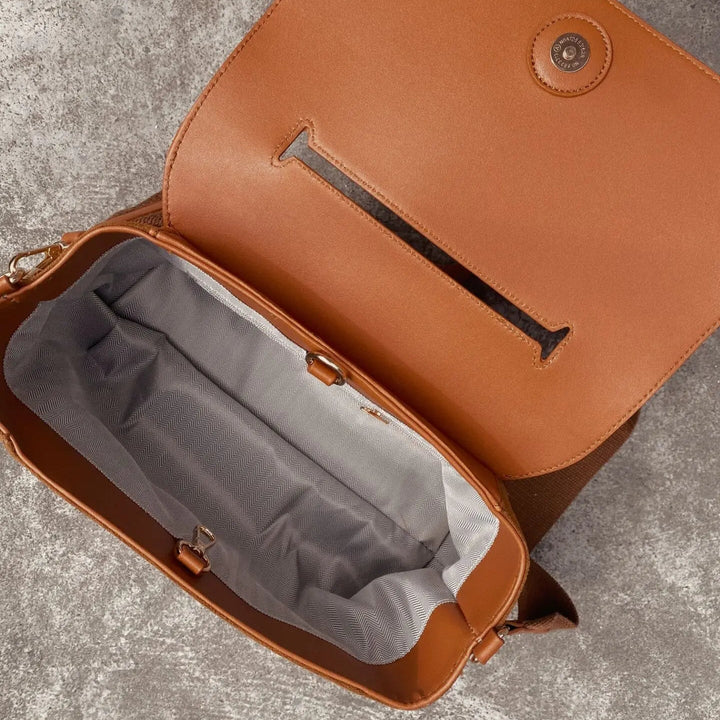 Stylish women's vintage brown suede shoulder bag, perfect for everyday use, functional and fashionable