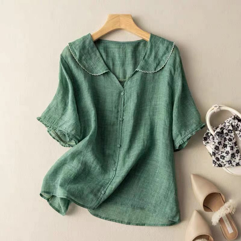 Women's vintage scalloped collar blouse, button-up, relaxed fit for elegant everyday style.