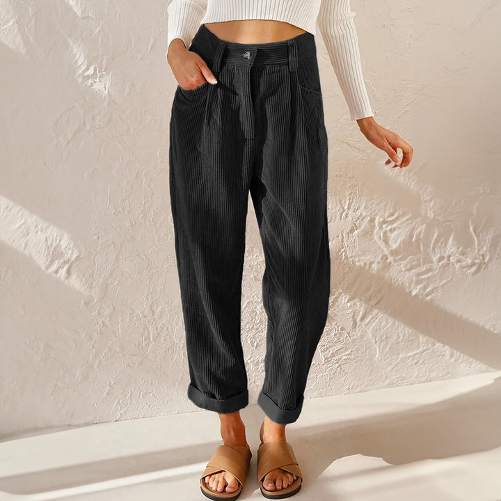 Everyday comfortable women's pants, vintage style & relaxed fit for versatile casual fashion.