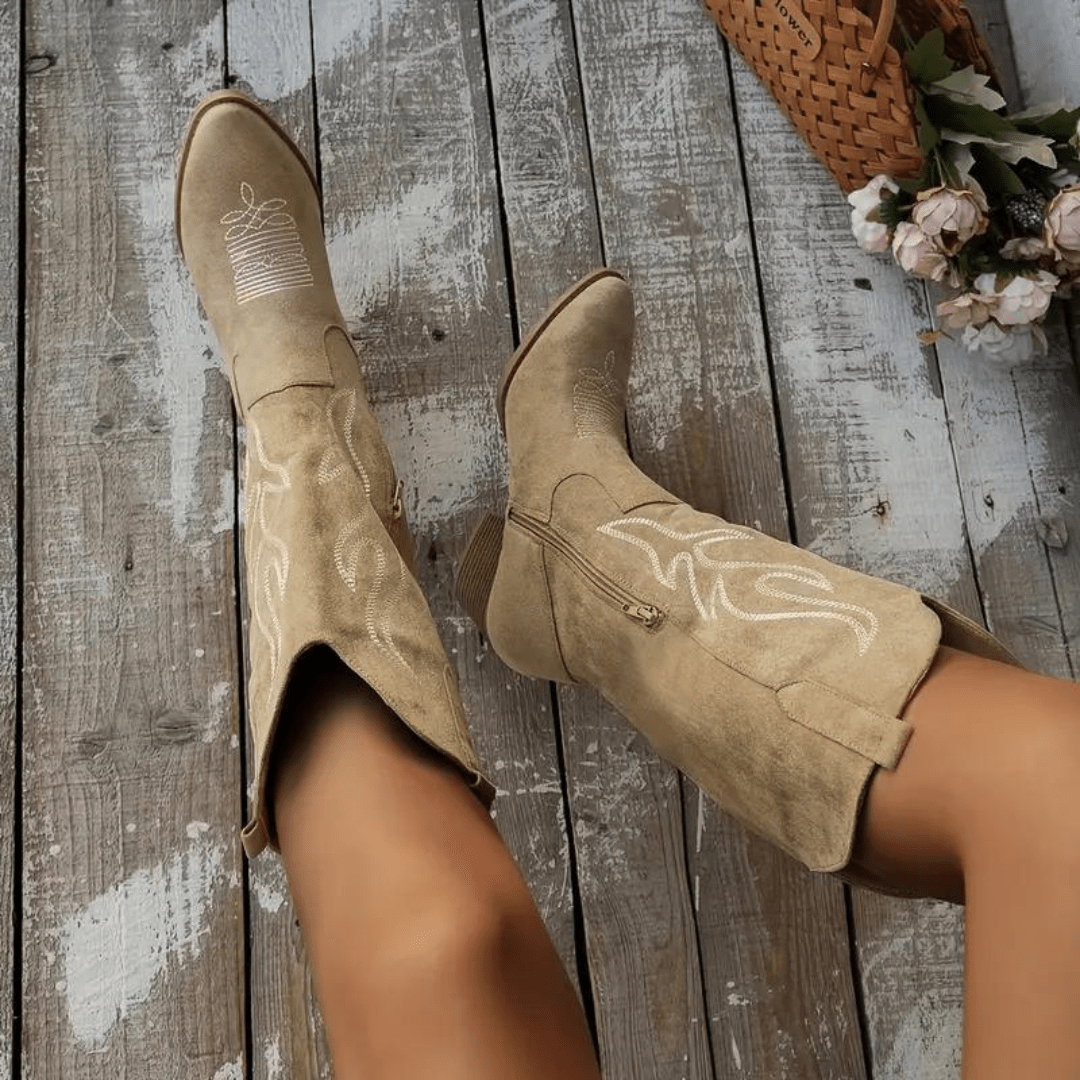 Women's Western cowboy boots with practical side zipper & pointed toe, perfect for versatile fashion.