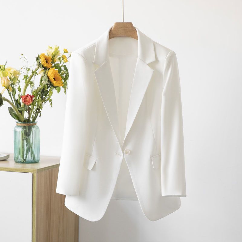 Black lightweight tailored blazer for women, ideal for casual chic or professional office attire.