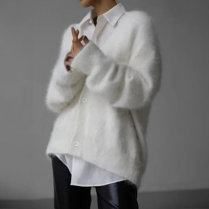 Women's Cashmere Sweater in Elegant Colors and Soft Comfort - Lexians