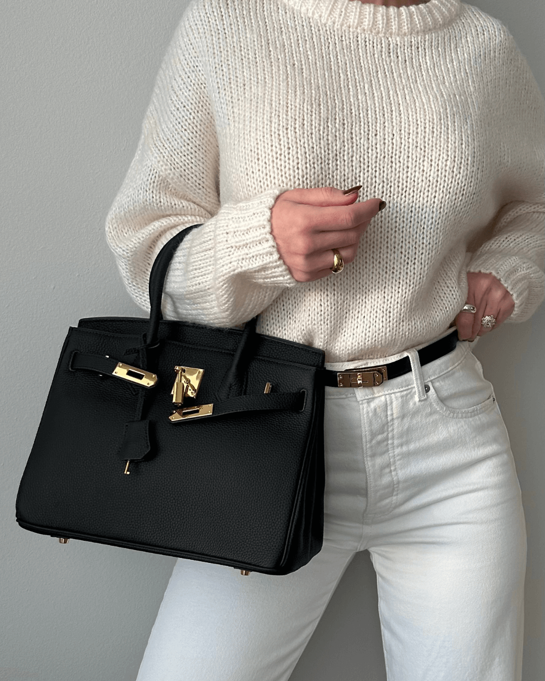 Women's Stylish Vegan Leather Handbag - Liana - Lexians