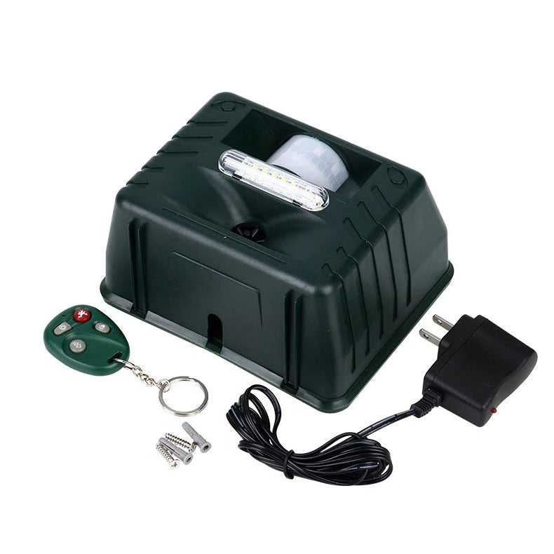 Woodpecker ultrasonic repeller. Solar-powered for effective outdoor bird & wildlife control.